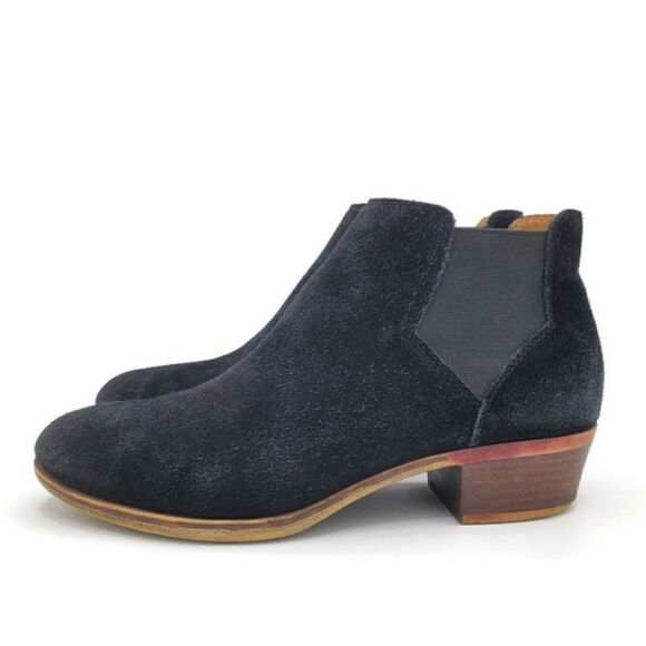 Lucky Brand Bellamy Black Suede Pull-On Almond-Toe Low Block Heel Ankle Boots - Picture 2 of 14